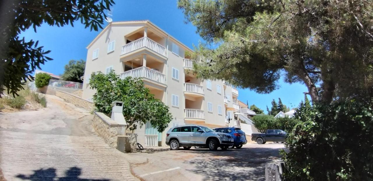 Apartman Slavica Рогозница Екстериор снимка