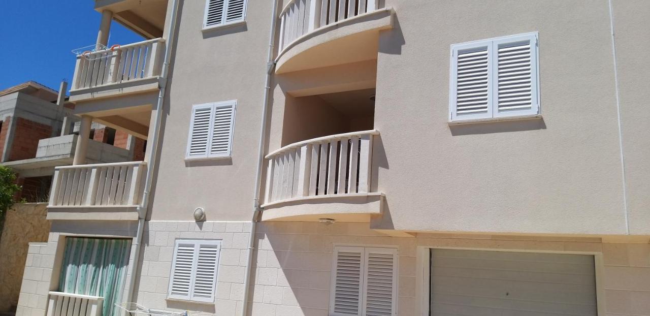 Apartman Slavica Рогозница Екстериор снимка